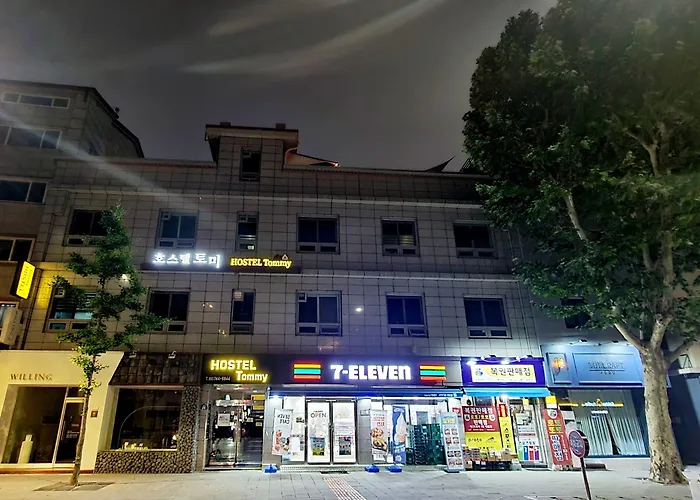 Tommy Jongno ---- Tax Return Authorized Shop 4*