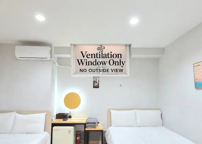 Tommy Jongno ---- Tax Return Authorized Shop 게스트하우스 4*
